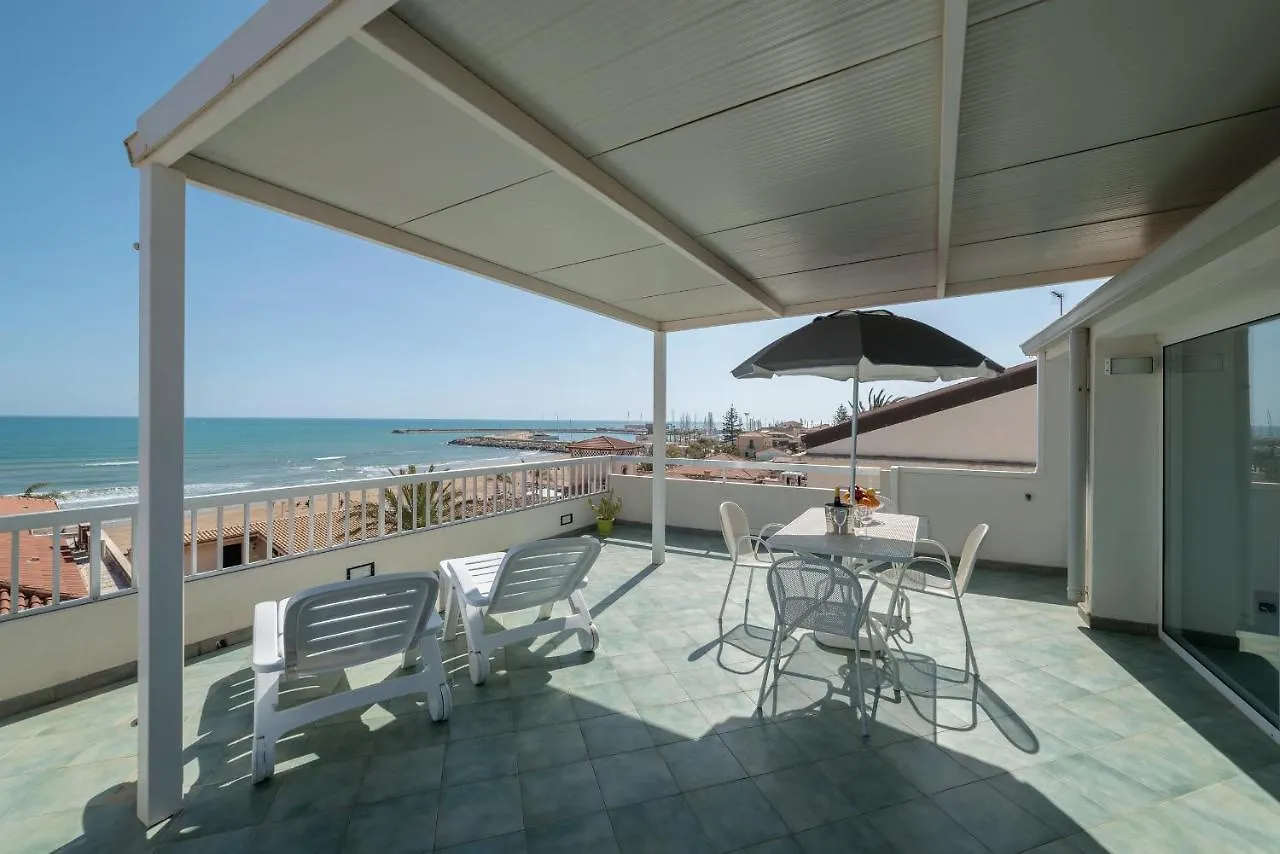 Apartamento Archimede, Appartamento Con Vista In Centro A Marina Di Ragusa