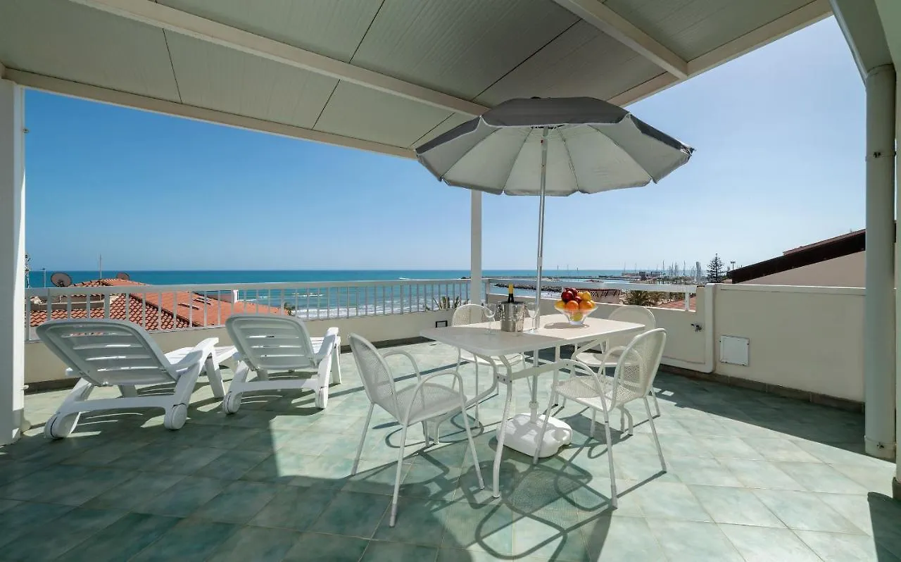 Apartamento Archimede, Appartamento Con Vista In Centro A Marina Di Ragusa