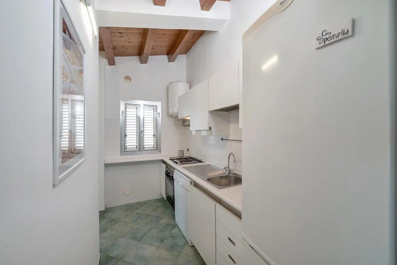 Archimede, Appartamento Con Vista In Centro A Marina Di Ragusa Italia